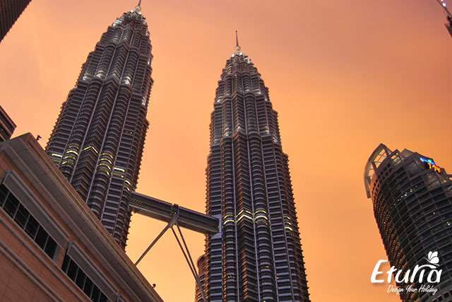Turnurile Petronas Kuala Lumpur