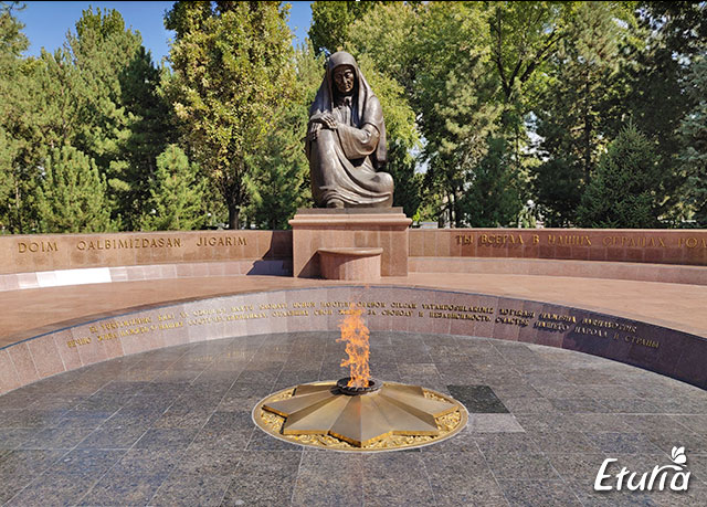 Monument Tashkent