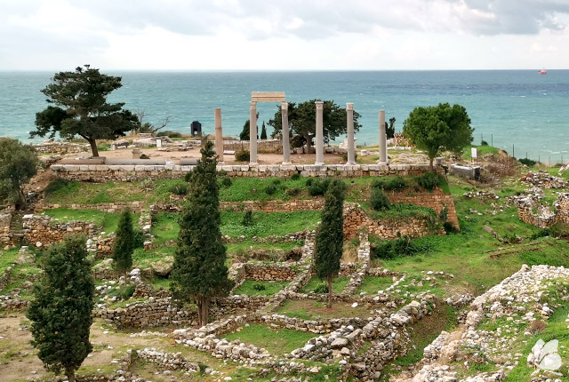 Byblos, Ruinele feniciene